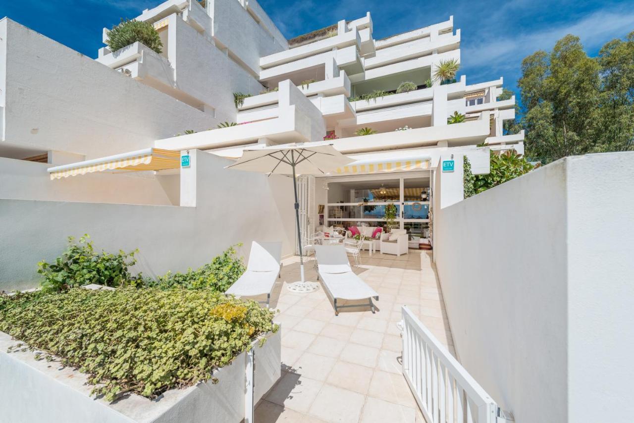 24 Edificio Canopus Apartment